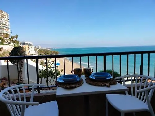 New Fabulous Beachfront Torremolinos Apartment