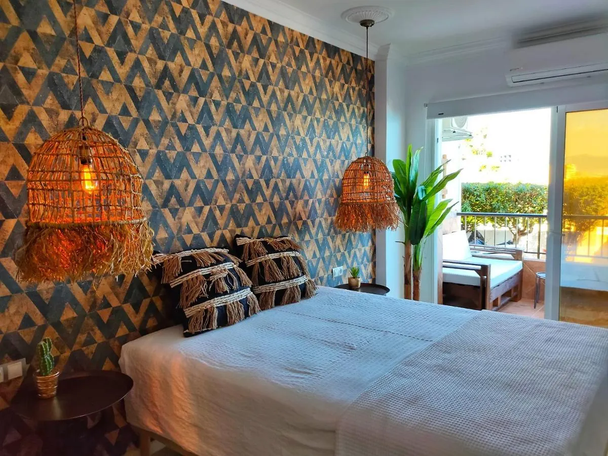 Apartment New Fabulous Beachfront Torremolinos